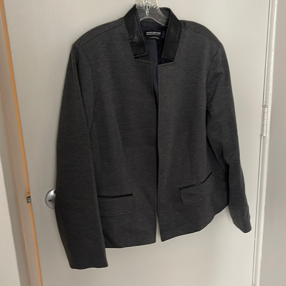 Jones New York stretch jacket size 16